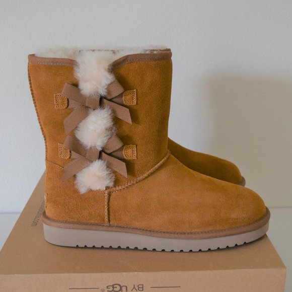 Koolaburra Shoes - Koolaburra Women's Victoria Short Boots Size 10